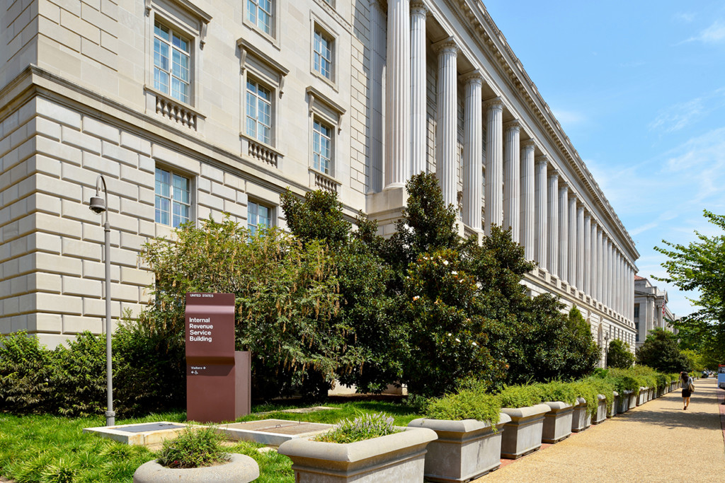 IRS Confirms Continued Enforcement of ACA Employer Mandate