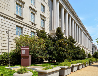IRS Confirms Continued Enforcement of ACA Employer Mandate [UPDATE]